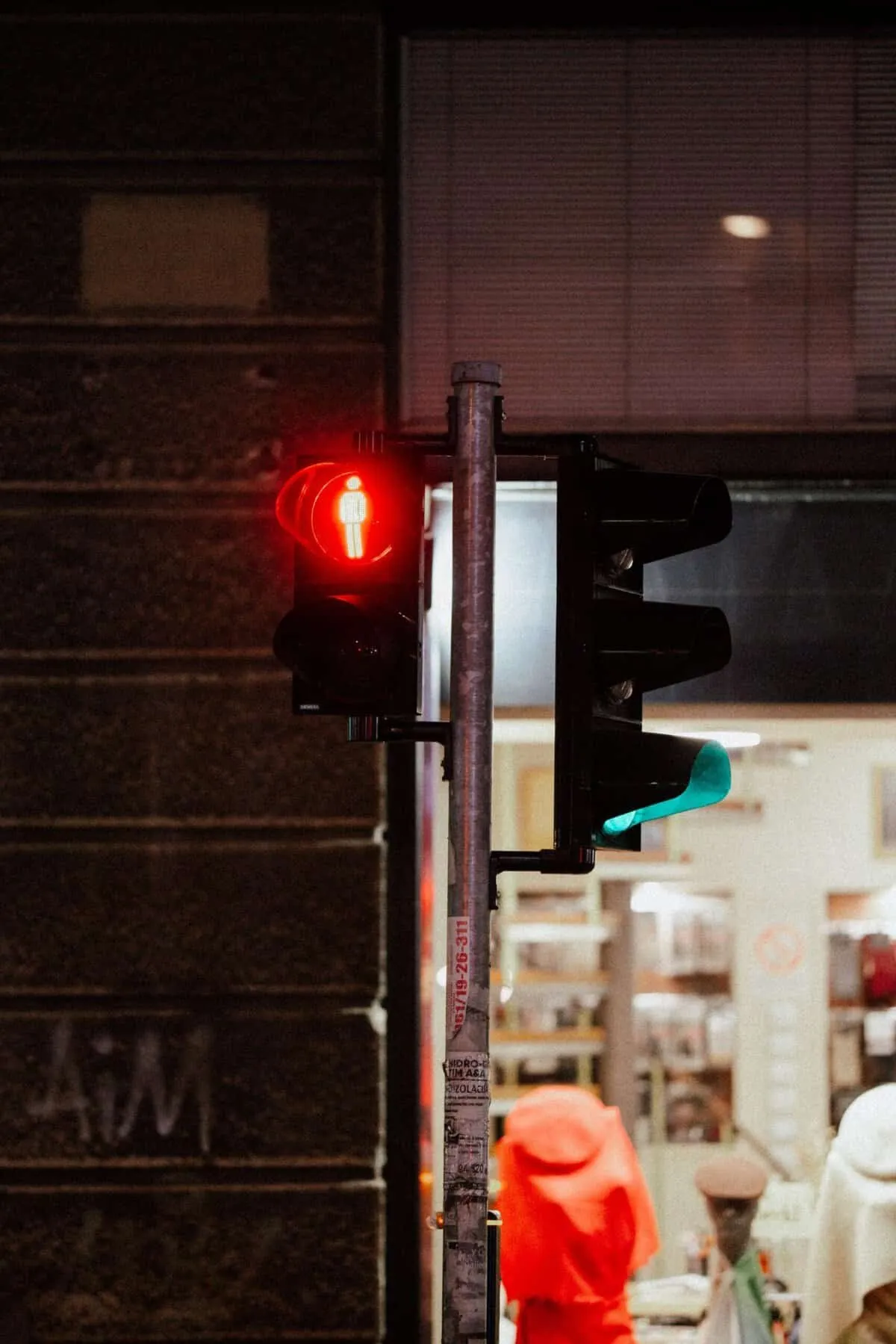 15706 tarantula pairing eggsac